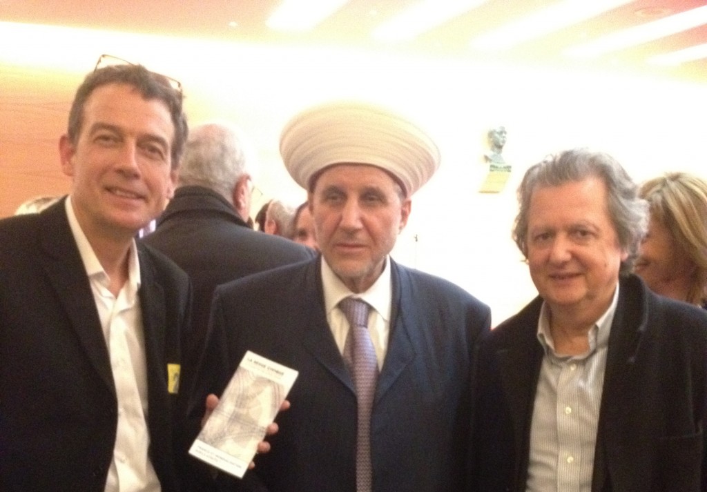 Jean-Philippe Moinet (directeur de la Revue Civique), Dr Malek Chaar (mufti de Tripoli) et Pierre Haski (fondateur de Rue89)