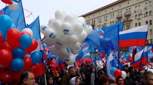 Le scénario de Petrov est que des manifestations de rue peuvent se multiplier, et provoquer des bouleversements